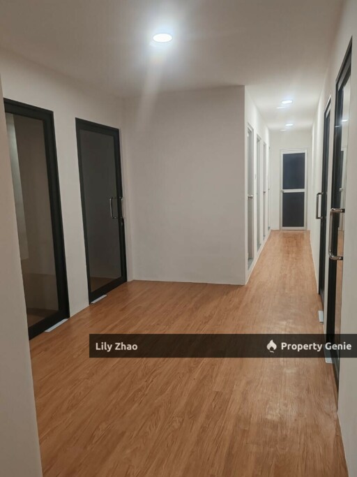 Office Room for Rent, 400 sqft, Private Toilet, Newly Renovated, Prime Area, 2nd Floor Grand Plaza Putatan 5 Town, Kota Kinabalu