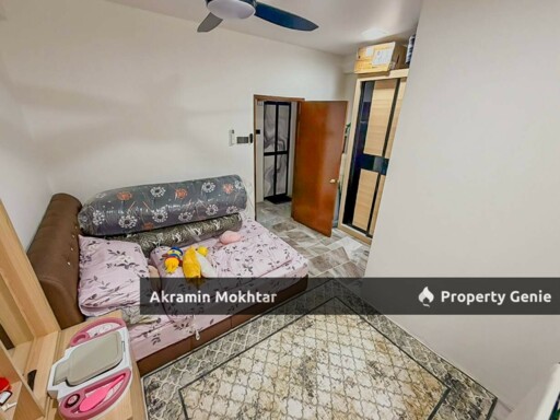 Freehold, Corner Unit & 1 Parking | Kenangan View Apartment, Taman Bukit Kenangan, Kajang Selangor.