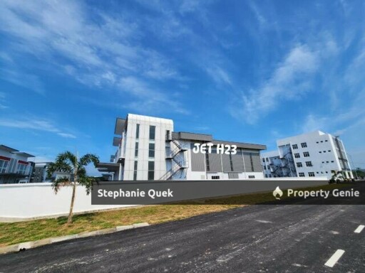 Sepang Suria Industrial Park 3 Storey With CF>LA 24229sf>With Office>Semi D Factory For Rent