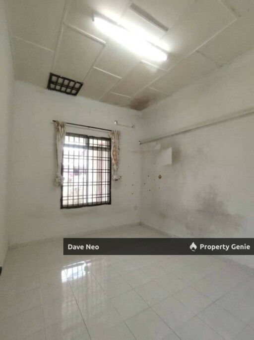 Taman Pulai Utama • 1-Storey House • Nearby Taman Universiti