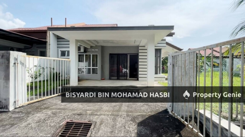 SINGLE STOREY SEMI DETACHED, TAMAN SRI DAGANG 2 LABUHAN DAGANG, BANTING .