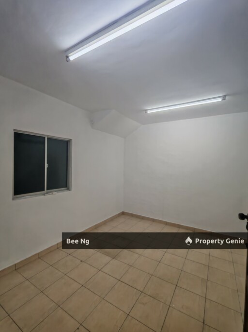 Skudai / Jalan Silat Goyong / Double Factory