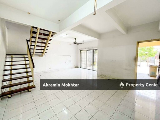 Freehold | Double Storey Terrace Taman Desaria, Nilai