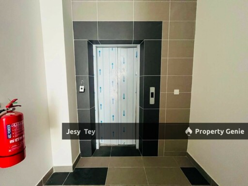 Permas Jaya (Whole Block Corner Lot) For Rent