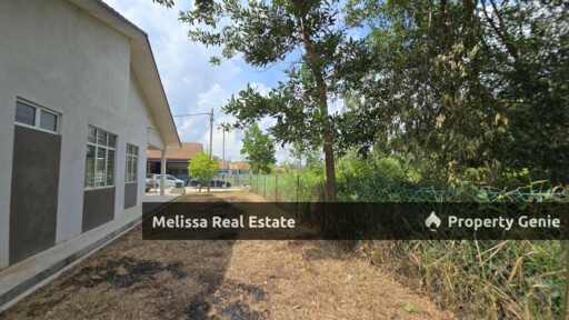 Jalan Gambang Semi-D Corner For Sale