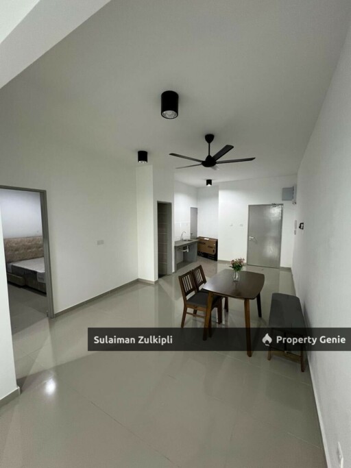 Type B 3R/3B - Louvre Residence @ Country Heights, Kajang