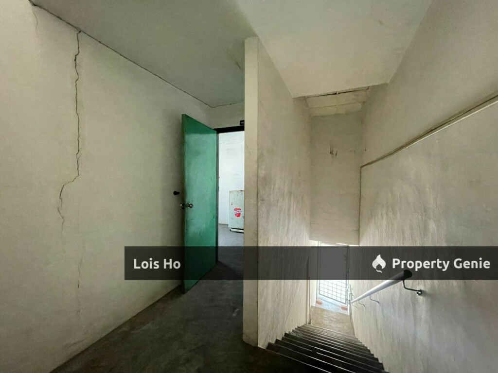 FOR SALE Taman Merdeka Double Storey Shoplot ENDLOT RM698k