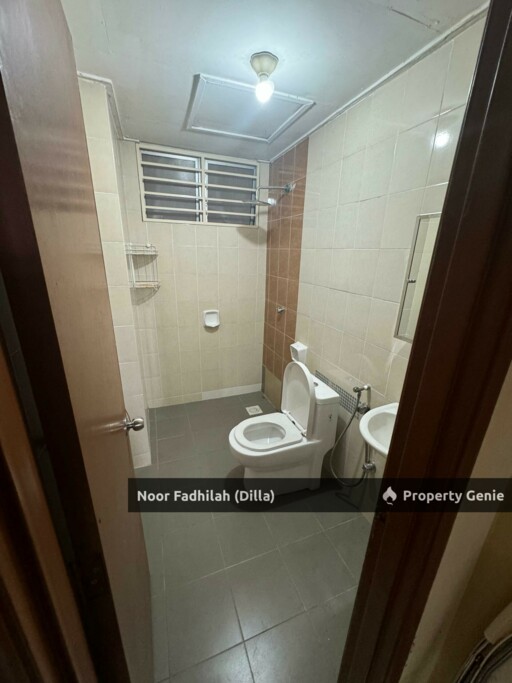 Sewa Partial Furnished Putra Intan Condo Dengkil