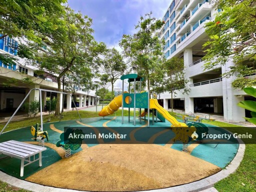 FREEHOLD, END UNIT & 2 COVERED PARKING | Well Kept Maintained Resort Style Apartment Putra 1, Bandar Seri Putra, Bangi.