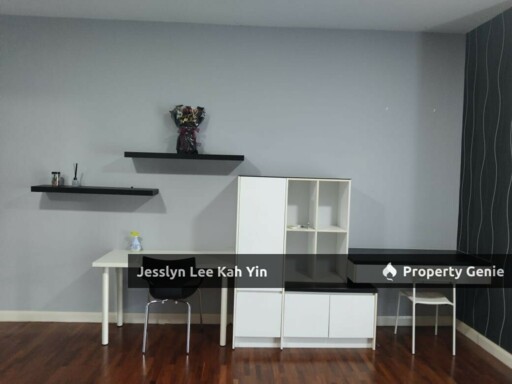 3 Storey Superlink - Taming Indah Sungai Long