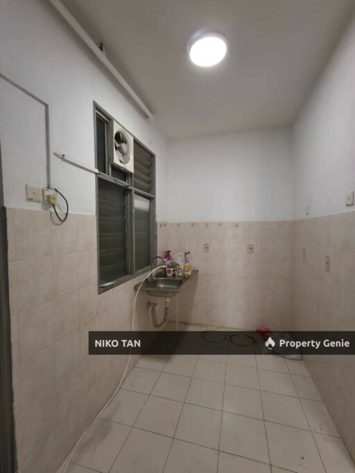 For Sale Villa Krystal Apartment @ Jalan Silat Lincah, Bandar Selesa Jaya