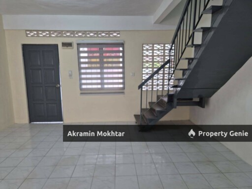 Freehold & Renovated | Double Storey Terrace Bandar Springhills, Lukut-Port Dickson