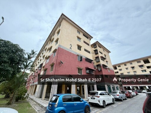 Flat PKNS Block 2 Seksyen 7, 40000 Shah Alam, Selangor