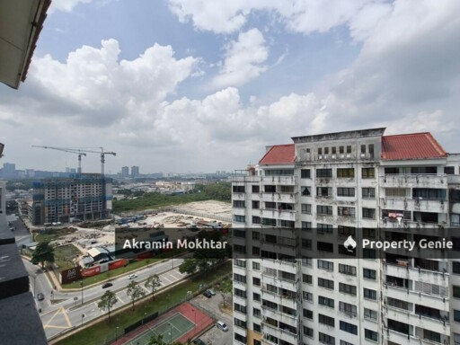 Partially Furnished & 2 Parking | Penthouse @ Vista Millennium Condominium, Puchong Perdana FOR SALE!