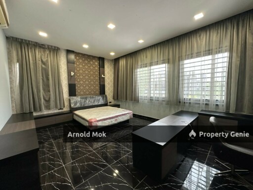 Bungalow House at Bandar Seri Alam (The Country Residency)