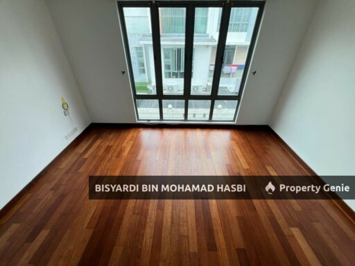 RENOVATED 3 STOREY SEMI DETACHED, LAKEHILL VILLAS BANDAR BARU BANGI, BANGI .
