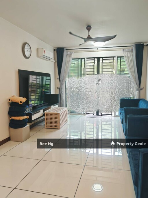 Larkin Residence 2 /Ground Floor Townhouse