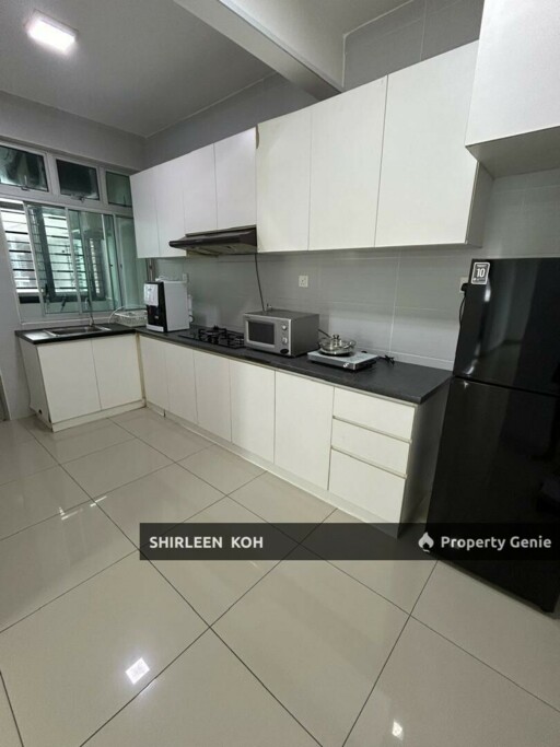 Male Room for Rent at Larkin Heights @ Larkin JB