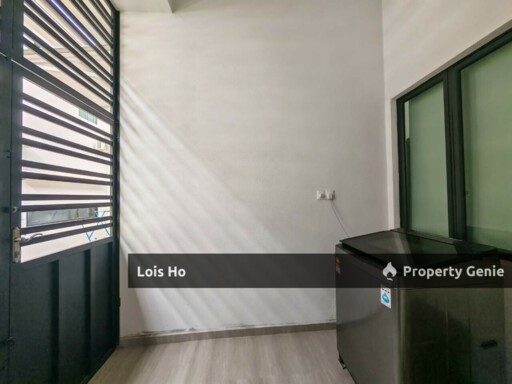 For Sale One Krubong Sutera Emas Double Storey 640K