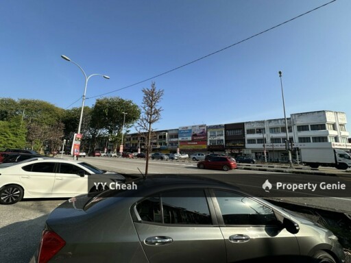 Taman Pertama, Silibin Ipoh, 3 Storey Shop Lot, Facing Main Road, with ROI
