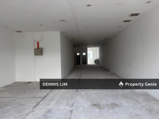 Subang Bestari Seksyen U5 1st And 2nd Floor For Rent