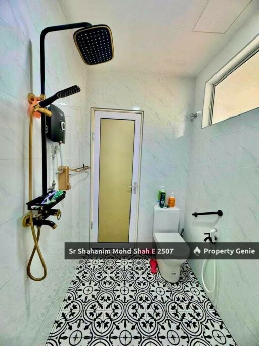 2.5 Storey Bungalow Laman Puteri Sikamat Negeri Sembilan