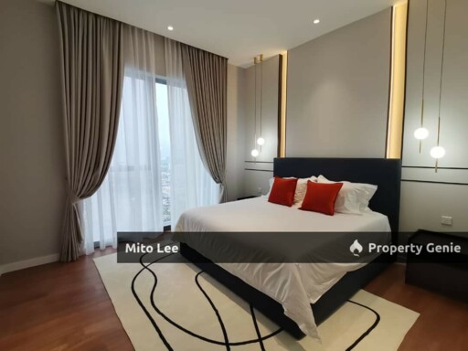 5-Star Luxury Condo in JB City For Sale