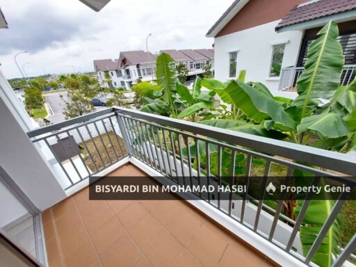 End Lot Extra Land Double Storey (Type Acacia) Serene Heights Bangi.