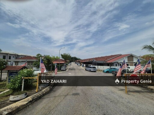 Jalan Kebun, Shah Alam | 1-Storey Terrace 4 Bedrooms | RM410K - Renovated and Nearby School