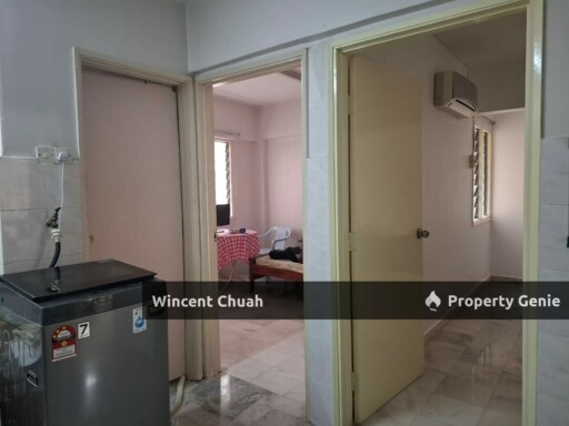 Makmur Apartment F/F with Wifi, Bandar Sunway, PJS8, Selangor