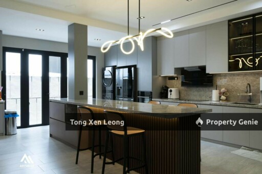 Bungalow For Sale @ Saujana Height