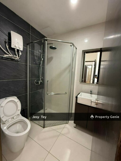 Danga Bay High Floor Corner For Sales