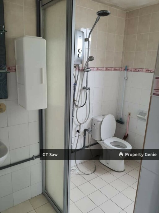 Renovated 2 Bedroom Glenview Villa Condo Kampung Cheras Baru