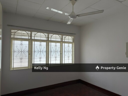 Double Sty House At Taman Selatan Klang For Rent