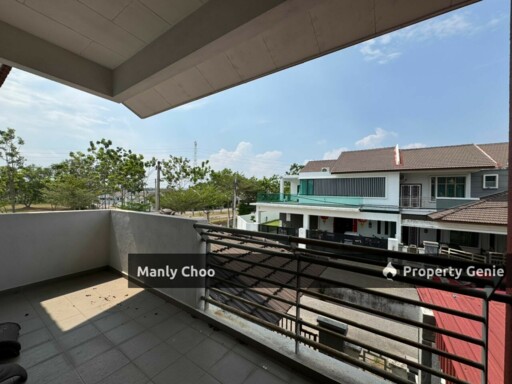 CORNER Double Storey Desa Cheng Perdana Bare Unit Taman Merdeka GJH