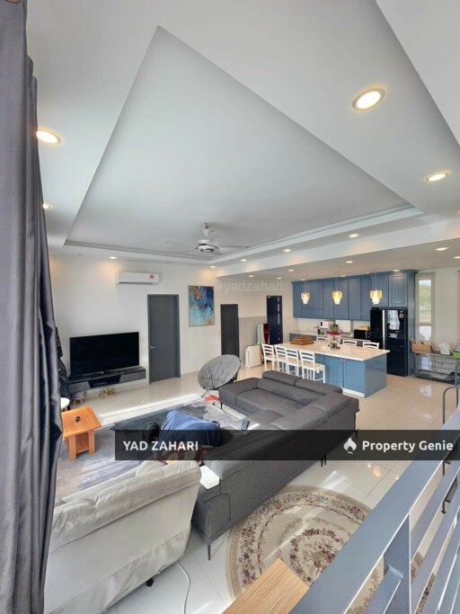 Semi-furnished Double Storey Zero Lot Bungalow Next to the Natural Lake, Perdana Heights