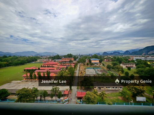 Freehold Corner Unit Condo with Balcony, Upper East, Tigerland, Ipoh