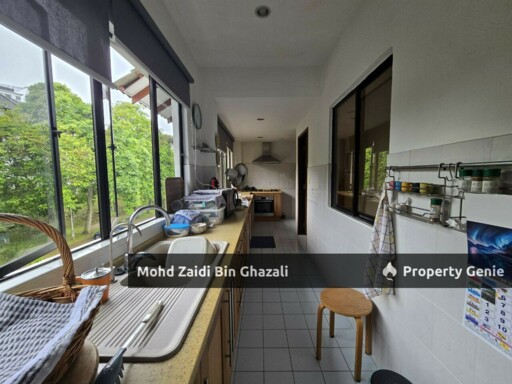 Below market partially furnished cyber heights villa