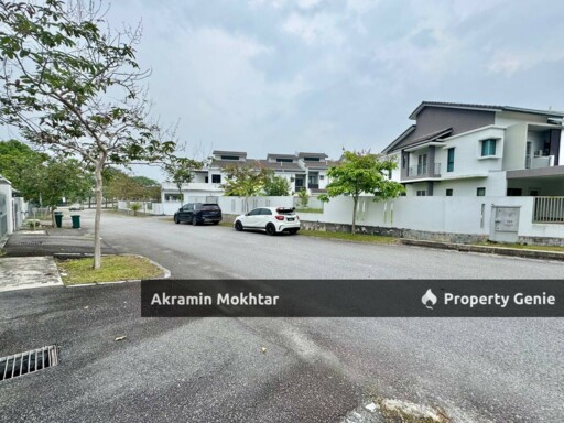 Freehold & Facing Open | Double Storey SUPERLINK, Laman Delfina, Nilai Impian