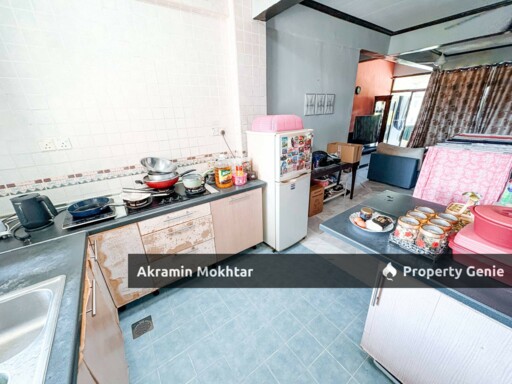 FACING POOL Well Maintained Waizuri 1 Apartment, Wangsa Maju