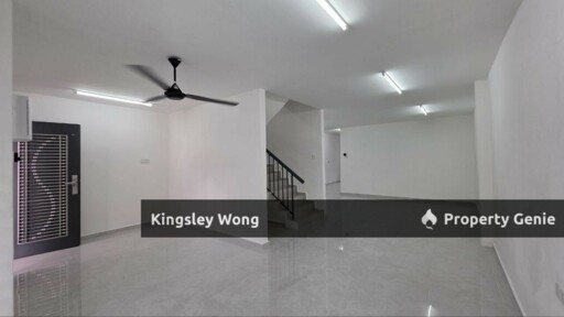 Gunung Rapat Pekan Razaki Double Storey Terrace House Newly renovated Near Ampang Ipoh Simpang Pulai