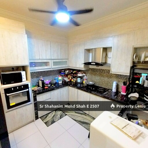 Corner Lot Double Storey Semi-D Cluster, Bayu Suria , Bandar Puncak Alam , Selangor