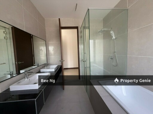 Aurora Sentral Resort Villas / Iskandar Puteri / Brand New / 2 Storey Terrace 24x75 / Super Cheap