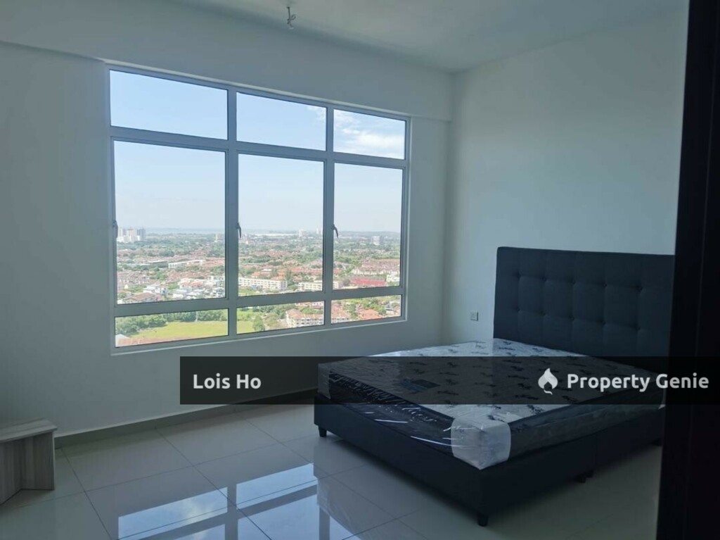 For sale NOVO 8 condominium FREEHOLD Block A 518k