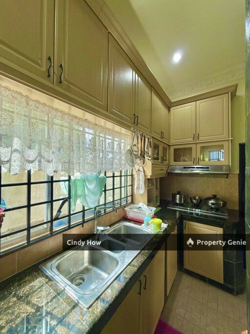 Bukit Beruang Bungalow For Sale