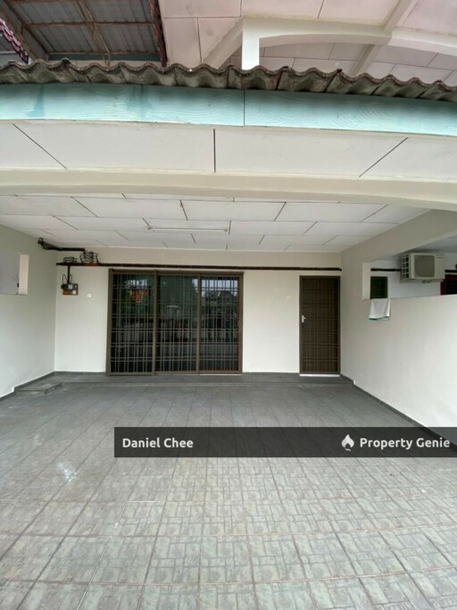 Pengkalan Renovated Freehold Double Storey Terrance House for Sale