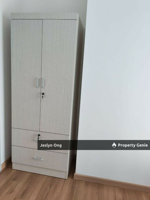 Simple...Low-density...Easy Connection