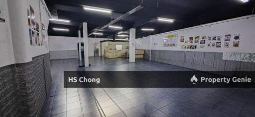 Spacious 2285 sqft Shop For Rent Near Johor Jaya Amenities