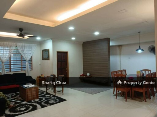 Corner Unit 3 Storey Semi-D Cluster Subang U9, Shah Alam For Sale