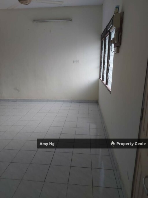 FreeHold 2 Stry Taman Wah Keong